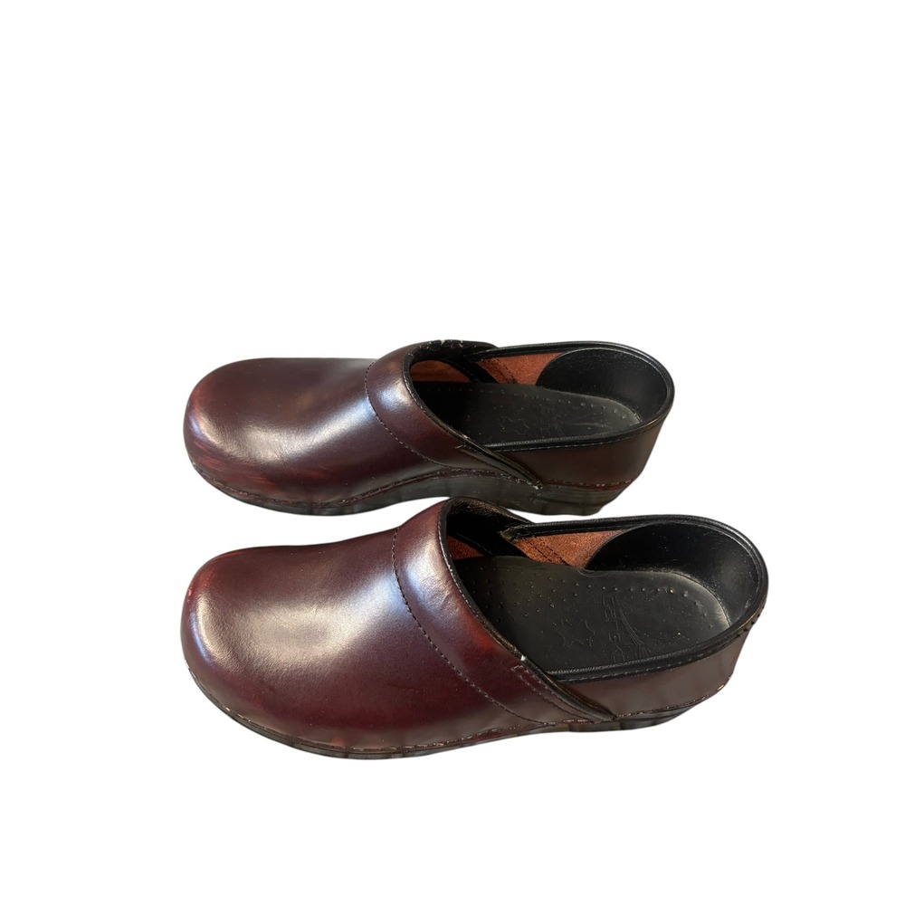 Dansko Women's Professional Burgandy Leather Slip On Clogs Size 38 US‎ 7.5-8